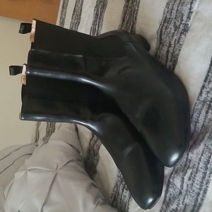 Christian Louboutin Chelsea Boots